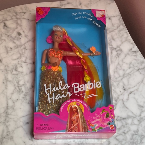 Hula Hair Barbie - Picture 1 of 7